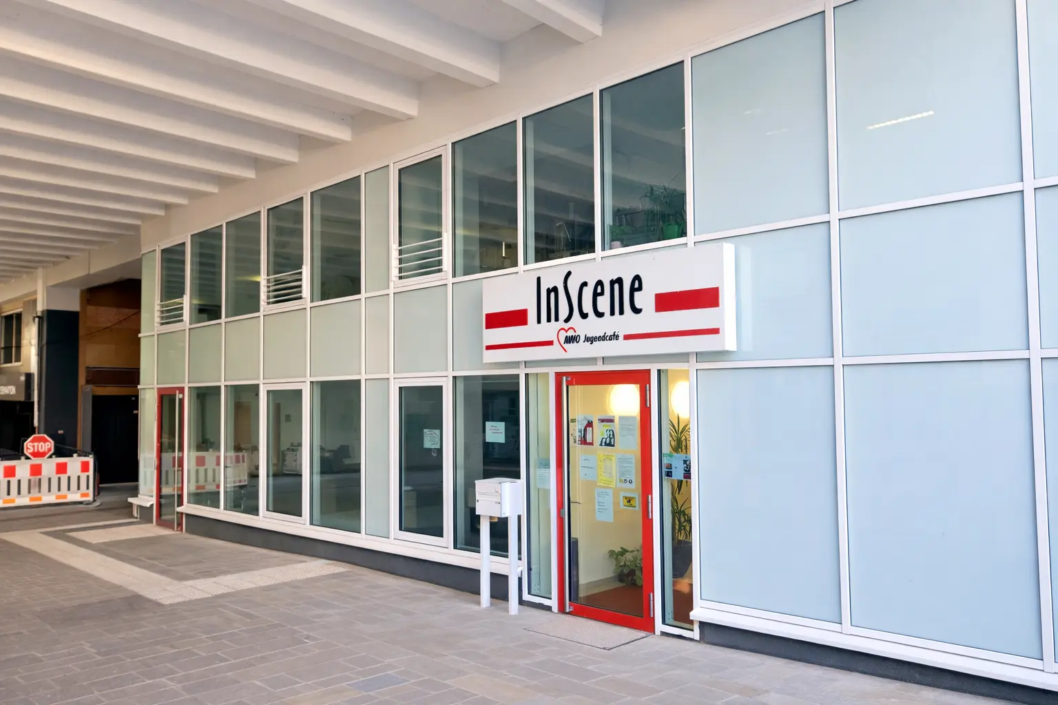 Inscene 1